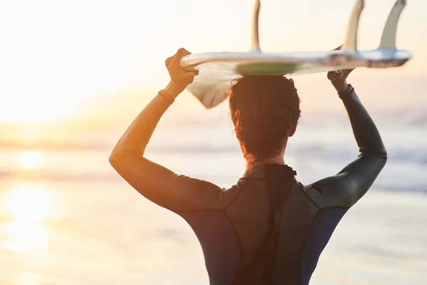 Shes Hitting Water Running Rearview Shot Female Surfer Carrying Her — Stock Fotó