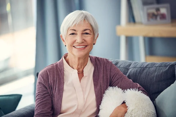 Seventy New Fifty Cropped Portrait Happy Senior Woman Relaxing Comfortably — Stockfoto