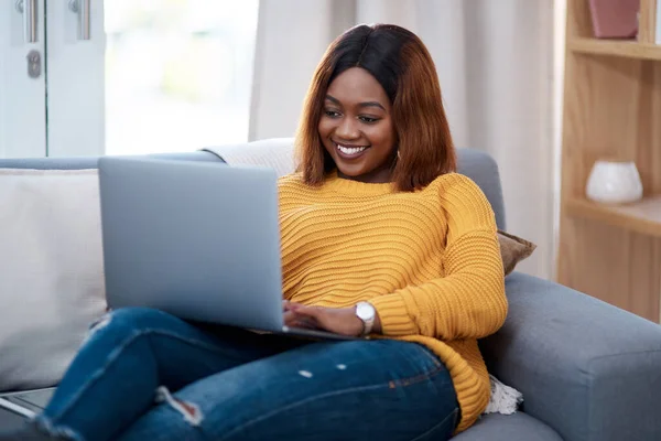 Home Happy Place Young Woman Using Her Laptop While Relaxing — 스톡 사진