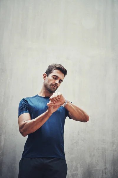 Ive Been Getting Better Every Day Sporty Young Man Checking — Fotografia de Stock