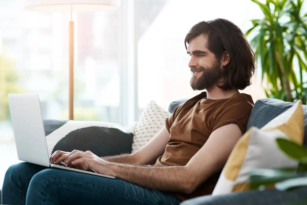 Blogging Life Handsome Young Man Using His Laptop While Relaxing — Stock Photo, Image