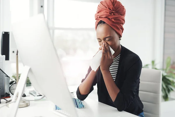 She Cant Afford Sick Right Now Attractive Young Businesswoman Blowing — 스톡 사진