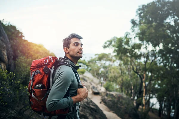 Much Beauty Nature Cheerful Young Man Wearing Backpack Ready Hike — ストック写真