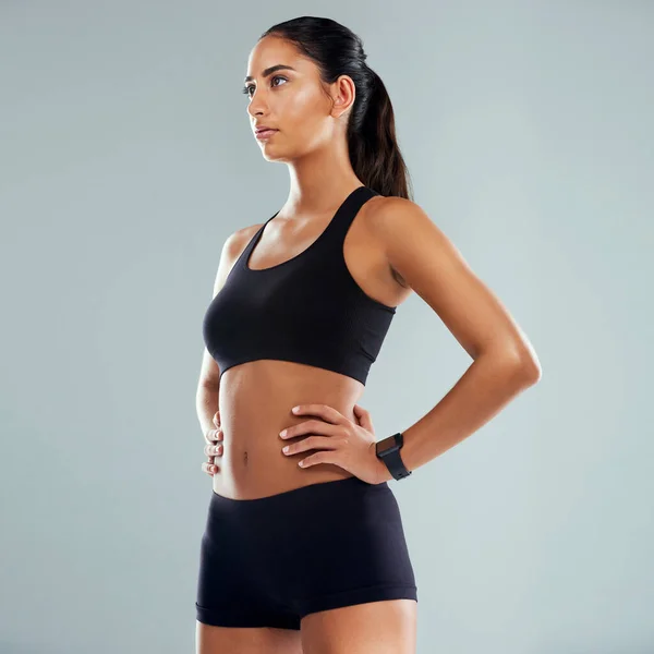 Her Focus Unmatched Studio Shot Athletic Young Woman Posing Her — Foto Stock