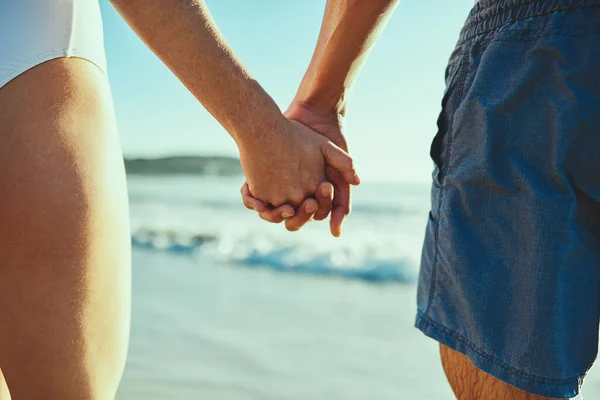 All Well Youre Side Closeup Shot Couple Holding Hands Beach — Foto Stock