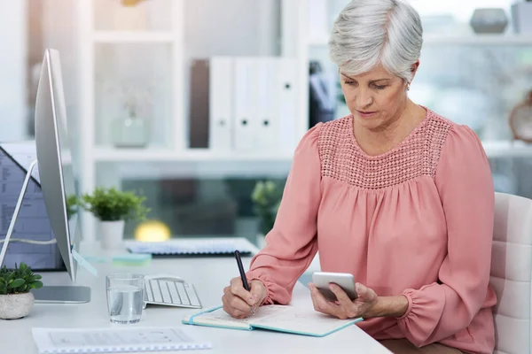 Shes Having Busy Day Office Today Mature Woman Writing Details — Stockfoto