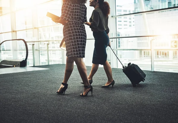 Its Been Worthwhile Corporate Day Two Unrecognizable Businesswomen Walking Together — Stok fotoğraf