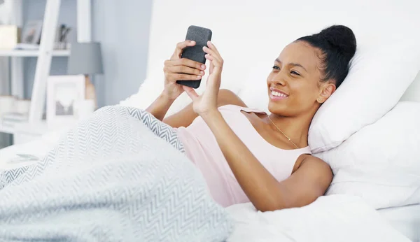 Good Morning You Too Attractive Young Woman Using Her Cellphone — Photo