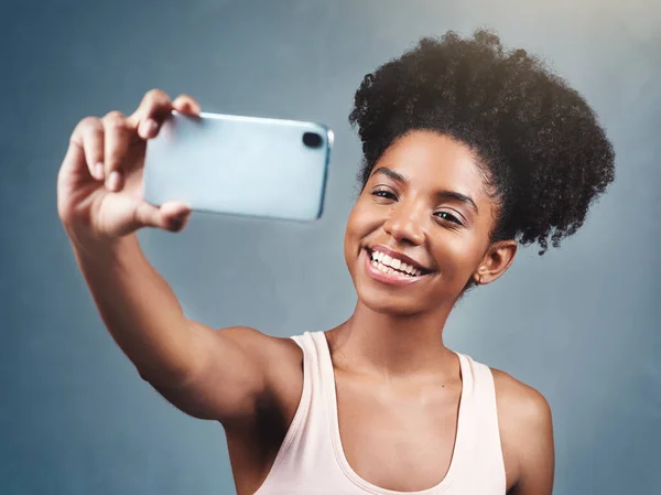 Because Selfie Day Keeps Confidence Alive Attractive Young Woman Taking — Foto Stock