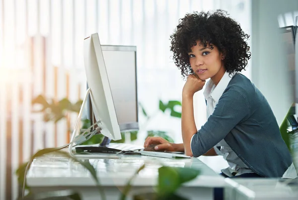 Portrait Young Creative Professional Designer Working Her Computer Office Looking — Fotografia de Stock