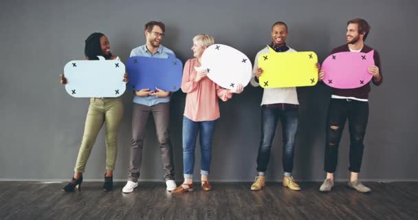 Smiling Group Designers Holding Opinion Speech Bubbles Tracking Markers Political — ストック動画