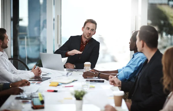 Guiding His Team Achieve Best Businessman Having Meeting His Colleagues — Foto Stock