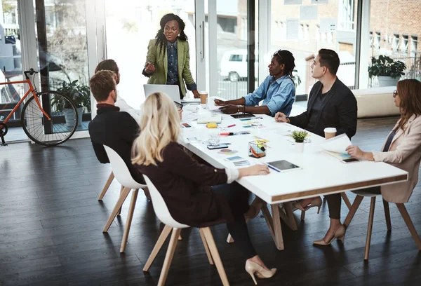 Expanding Business Dedicated Teamwork Businesswoman Giving Presentation Her Colleagues Boardroom — Stockfoto