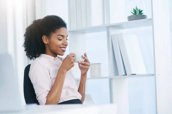 Coffee Inspires Young Businesswoman Drinking Cup Coffee Office — Stockfoto