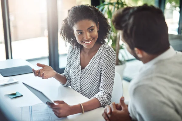 You Always Know Lend Hand Two Businesspeople Discussing Something Digital — Stok fotoğraf