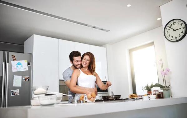 Were Bound Together Happy Young Couple Preparing Breakfast Morning — 스톡 사진