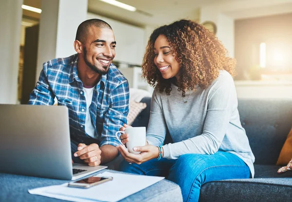 Home Finance Savings Investment Young Couple Working Laptop Living Room — Fotografia de Stock