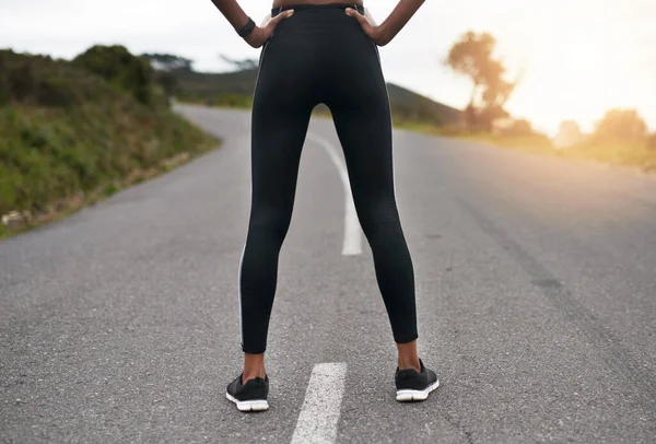 Taking Road Less Travelled Rearview Shot Unrecognizable Young Sportswoman Standing — Stock Photo, Image