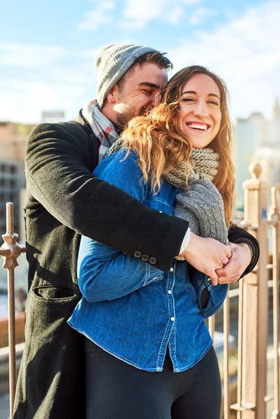 Shes Happiness Affectionate Young Couple Enjoying Foreign Getaway — Fotografia de Stock