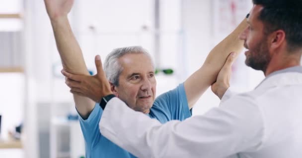 Physiotherapist Consulting Showing Support Mature Patient Happy Health Care Worker — Stock videók