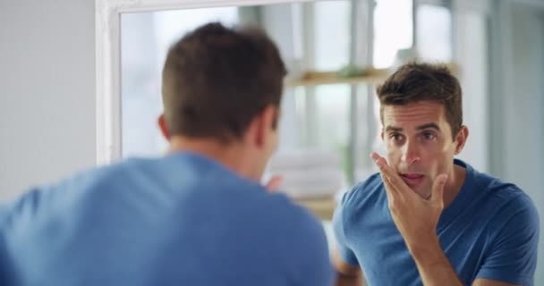 Beauty Grooming Shaving Handsome Man Looking His Reflection Mirror Home — Vídeos de Stock