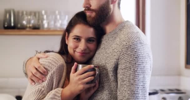 Happy Smiling Loving Couple Enjoying Coffee Hug Together Kitchen Young — Stockvideo