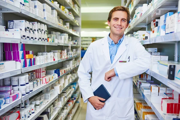 Top Notch Pharmaceutical Service Speciality Portrait Confident Young Pharmacist Working — Stock fotografie