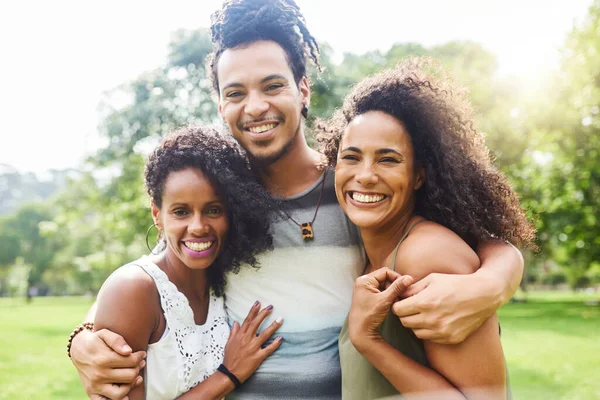 Real Friends Treat You Family Friends Spending Time Together Outdoors — ストック写真