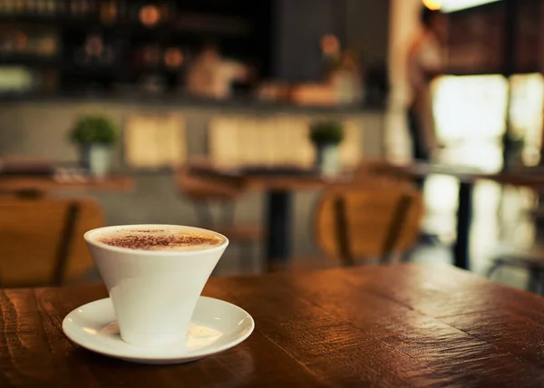 Waiting Someone Come Fetch Freshly Brewed Cup Coffee Standing Table — Stock Fotó