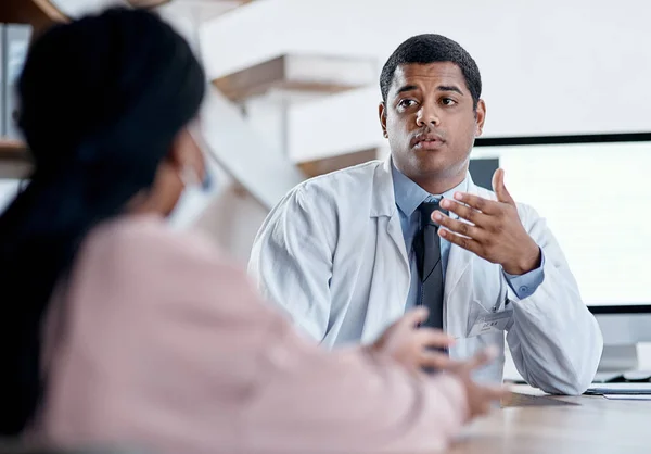 Doctor Talking Patient Medical Consultation Checkup Consult Clinic Hospital Healthcare — Fotografia de Stock