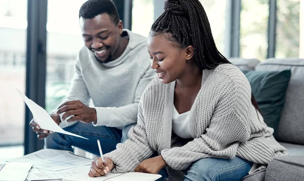 Happy African American Couple Doing Finance Planning Writing Budget Paperwork — Fotografia de Stock