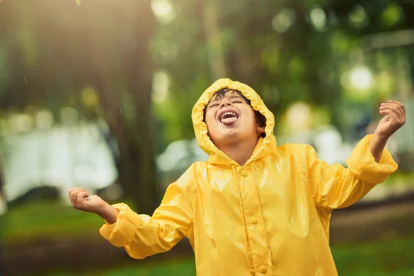Some People Hide Rain Embraces Adorable Little Boy Rain — Stock Fotó