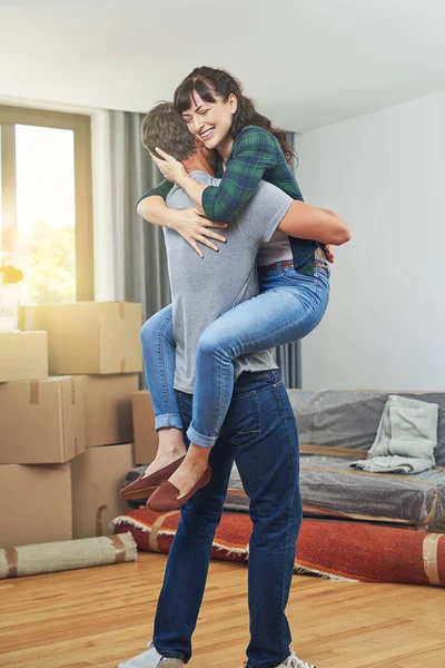 Moment House Became Home Happy Couple Embracing Home Moving Day — Fotografia de Stock