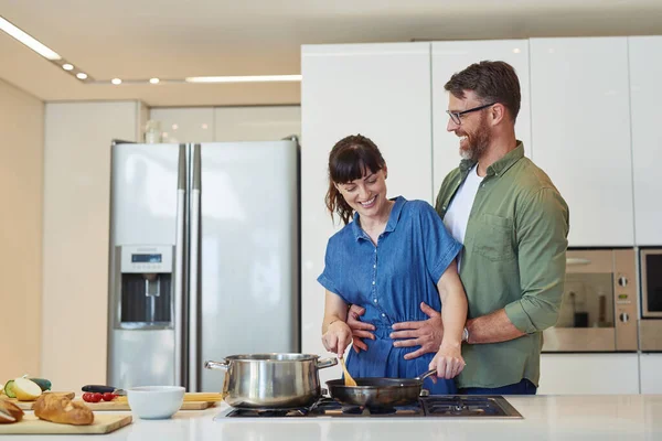 Made Extra Love Its Gong Extra Delicious Mature Couple Cooking — Stock Photo, Image