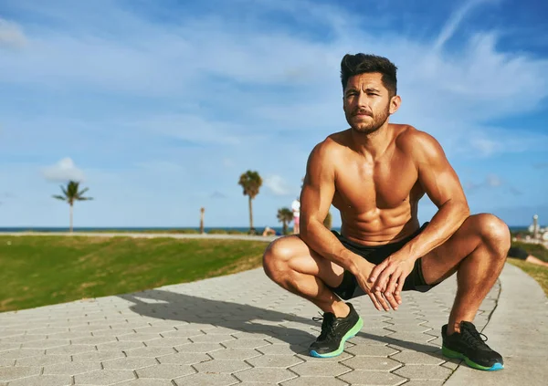 Hes League His Own Handsome Young Man Exercising Outdoors — ストック写真