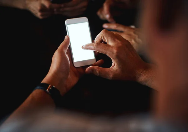 Cant Stay Too Long Guys Closeup Unrecognizable Man Texting His — Fotografia de Stock