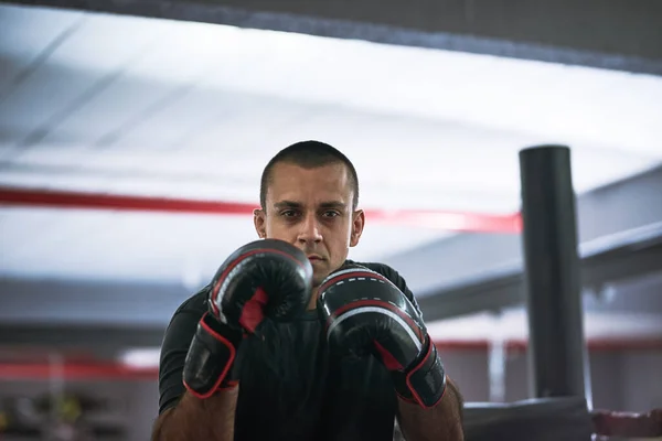 Working His Technique Cropped Portrait Young Male Athlete Training Boxing — ストック写真