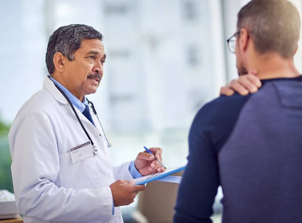 Important You Take Easy Now Confident Mature Male Doctor Doing — Stockfoto
