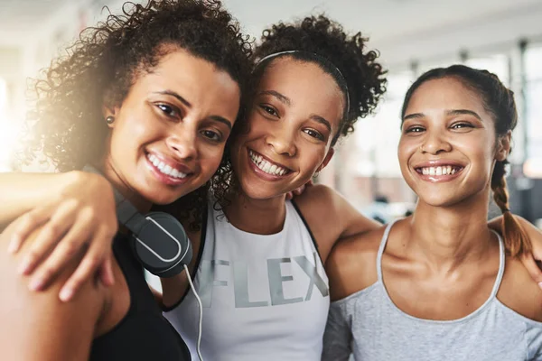 Friends Dont Let Friends Skip Gym Day Group Happy Young — Stockfoto