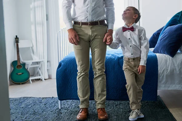 Wants Just His Dad Grows Adorable Little Boy His Unrecognizable — Foto de Stock