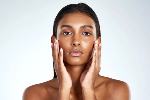 Dewy Skin Hallmark Healthy Skin Studio Shot Beautiful Young Woman — Stockfoto