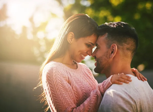 You Make Heart Happiest Its Ever Been Happy Young Couple — Foto de Stock