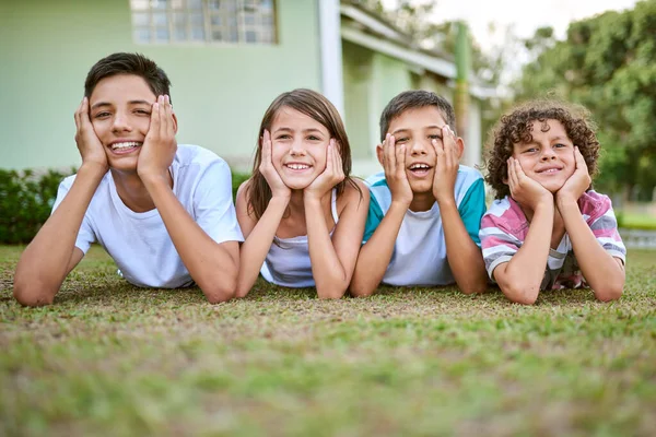 Who Needs You Can Have Fun Portrait Group Happy Siblings — ストック写真