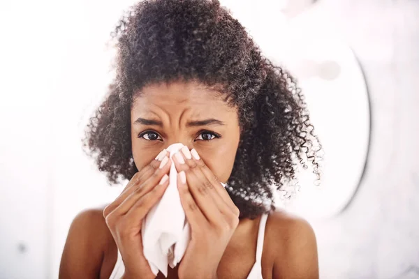 Could Flu Attractive Young Woman Blowing Her Nose Tissue Home — Foto Stock