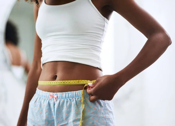 Knocking Inches Closeup Shot Unrecognizable Woman Measuring Her Waist — Fotografia de Stock