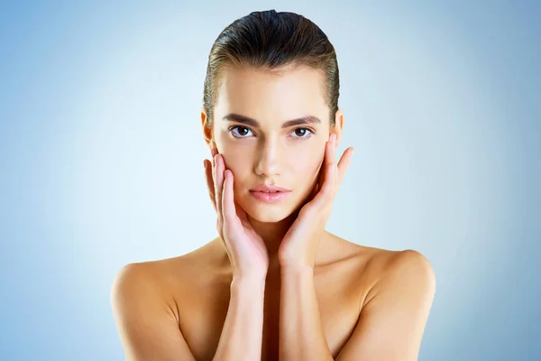 Beautiful Beauty Demands Studio Portrait Beautiful Young Woman Feeling Her — Stock Photo, Image