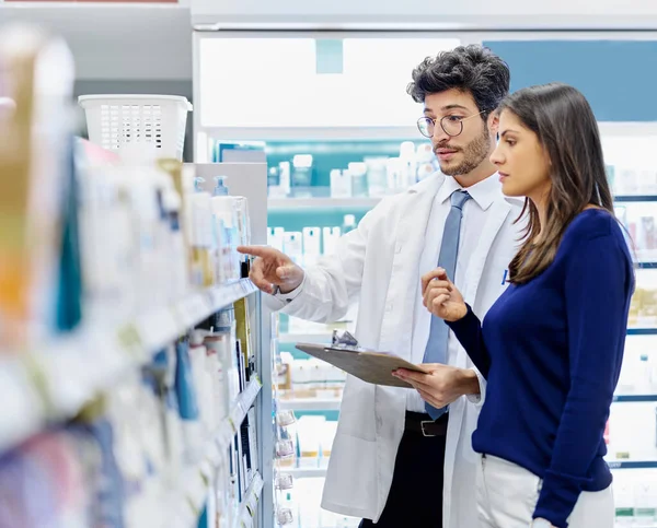 Product Should Clear Your Symptoms Pharmacist Assisting Customer Pharmacy — Foto de Stock