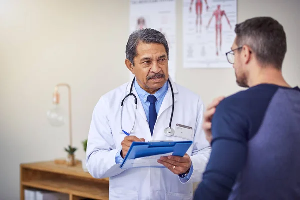 How Long Has Pain Been Present Confident Mature Male Doctor — Foto Stock