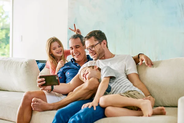 Taking Silly Selfies Sofa Affectionate Family Four Taking Selfies Sofa — Photo