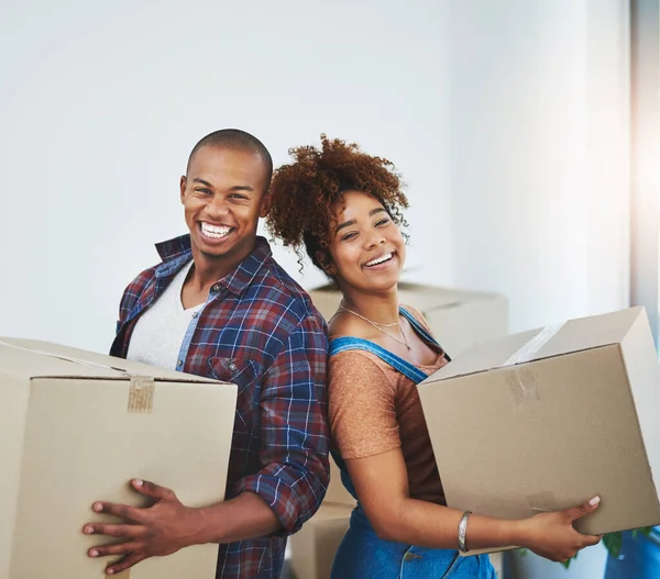 Lets Start Boxes Attractive Young Couple Moving House — 图库照片